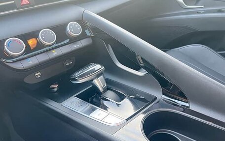 Hyundai Elantra, 2023 год, 1 270 000 рублей, 10 фотография
