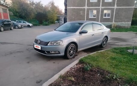 Volkswagen Passat B7, 2011 год, 870 000 рублей, 2 фотография
