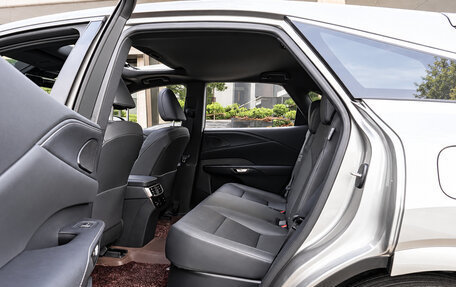 Lexus RX IV рестайлинг, 2026 год, 17 фотография