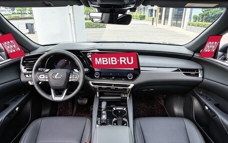 Lexus RX IV рестайлинг, 2026 год, 11 фотография