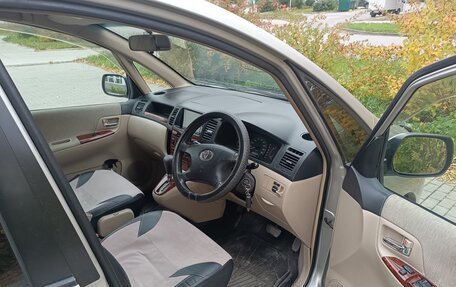 Toyota Corolla Spacio II, 2003 год, 480 000 рублей, 5 фотография