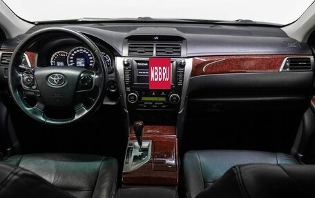 Toyota Camry, 2013 год, 1 720 000 рублей, 18 фотография