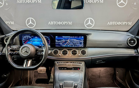 Mercedes-Benz E-Класс, 2022 год, 4 950 000 рублей, 14 фотография