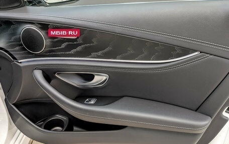 Mercedes-Benz E-Класс, 2022 год, 4 950 000 рублей, 23 фотография