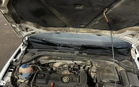 Volkswagen Jetta VI, 2012 год, 770 000 рублей, 3 фотография