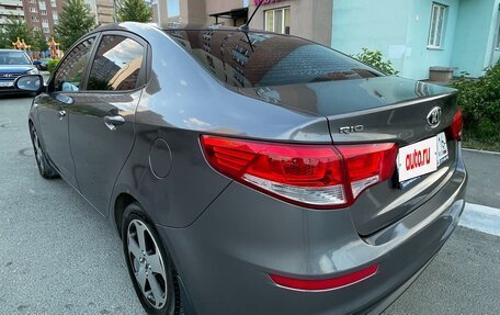 KIA Rio III рестайлинг, 2015 год, 700 000 рублей, 5 фотография