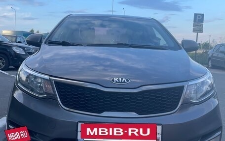 KIA Rio III рестайлинг, 2015 год, 700 000 рублей, 3 фотография