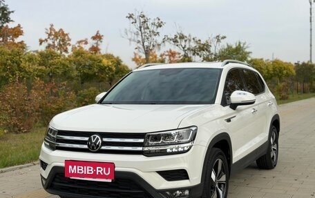 Volkswagen Tharu, 2023 год, 1 600 000 рублей, 2 фотография