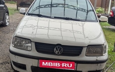 Volkswagen Polo III рестайлинг, 2001 год, 160 000 рублей, 1 фотография