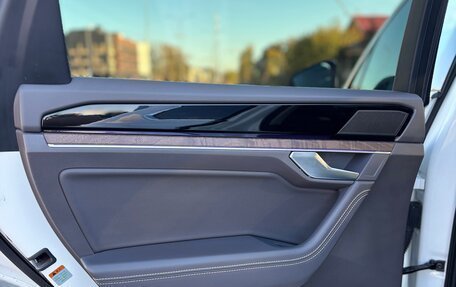 Volkswagen Touareg III, 2020 год, 5 250 000 рублей, 23 фотография