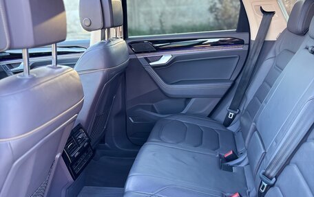 Volkswagen Touareg III, 2020 год, 5 250 000 рублей, 24 фотография