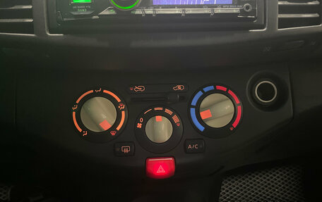 Nissan Micra III, 2006 год, 349 000 рублей, 18 фотография