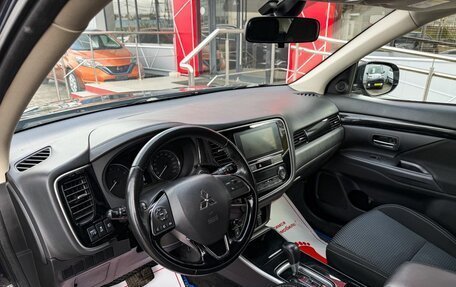 Mitsubishi Outlander III рестайлинг 3, 2020 год, 2 149 000 рублей, 8 фотография