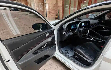 Hyundai Elantra, 2022 год, 1 190 222 рублей, 7 фотография