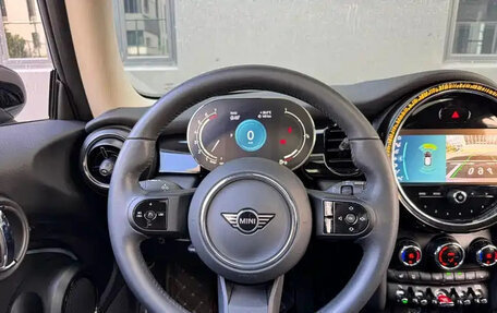 MINI Clubman, 2023 год, 2 150 999 рублей, 7 фотография
