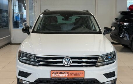 Volkswagen Tiguan II, 2020 год, 2 650 000 рублей, 2 фотография