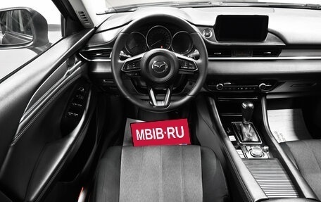 Mazda 6, 2020 год, 2 200 000 рублей, 11 фотография