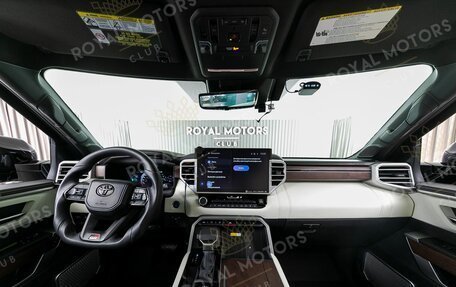 Toyota Sequoia, 2023 год, 12 500 000 рублей, 7 фотография