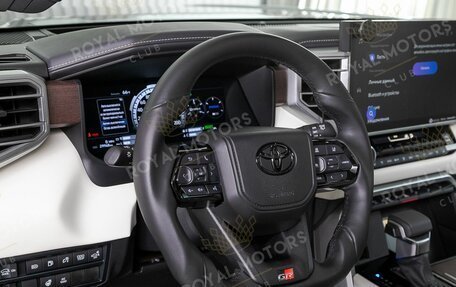 Toyota Sequoia, 2023 год, 12 500 000 рублей, 10 фотография