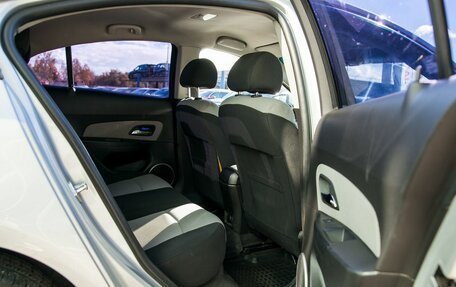 Chevrolet Cruze II, 2011 год, 650 000 рублей, 15 фотография