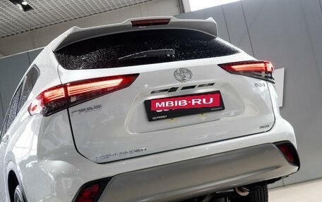 Toyota Highlander, 2026 год, 5 849 000 рублей, 10 фотография