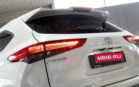 Toyota Highlander, 2026 год, 5 849 000 рублей, 9 фотография