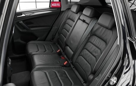 Volkswagen Tiguan II, 2019 год, 3 090 000 рублей, 10 фотография