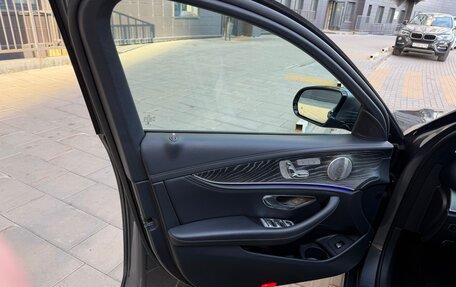 Mercedes-Benz E-Класс, 2022 год, 4 900 000 рублей, 11 фотография