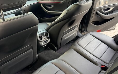 Mercedes-Benz E-Класс, 2022 год, 4 900 000 рублей, 13 фотография