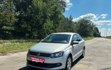 Volkswagen Polo VI (EU Market), 2012 год, 650 000 рублей, 2 фотография