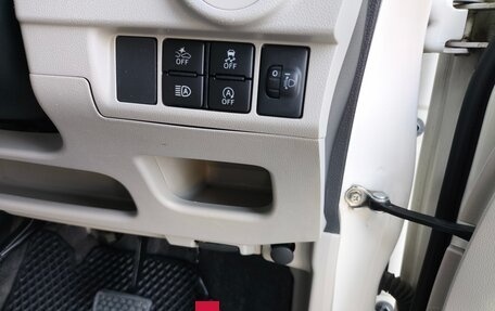 Daihatsu Move VI рестайлинг, 2017 год, 680 000 рублей, 35 фотография
