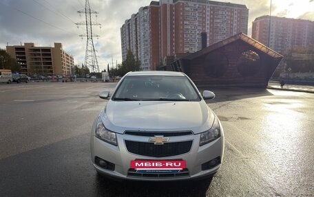 Chevrolet Cruze II, 2012 год, 700 000 рублей, 3 фотография