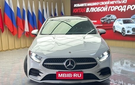 Mercedes-Benz A-Класс, 2022 год, 2 270 000 рублей, 2 фотография