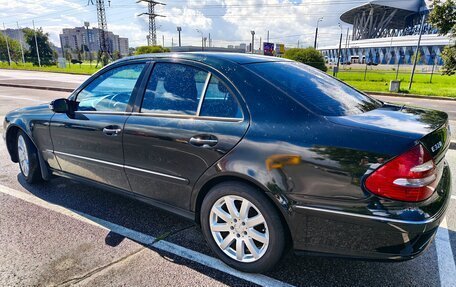 Mercedes-Benz E-Класс, 2004 год, 565 000 рублей, 11 фотография