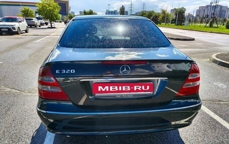 Mercedes-Benz E-Класс, 2004 год, 565 000 рублей, 4 фотография