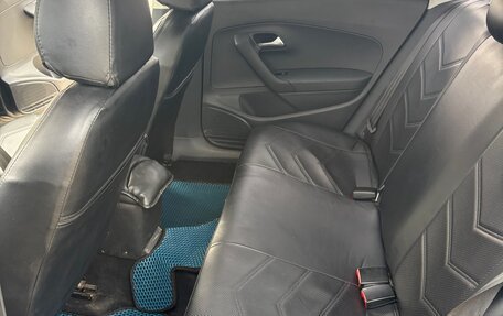Volkswagen Polo VI (EU Market), 2012 год, 700 000 рублей, 9 фотография