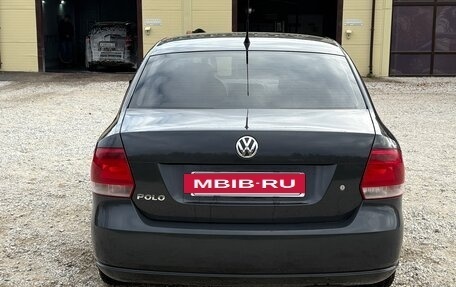 Volkswagen Polo VI (EU Market), 2012 год, 700 000 рублей, 2 фотография