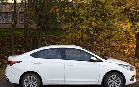 Hyundai Solaris II рестайлинг, 2019 год, 1 350 000 рублей, 6 фотография