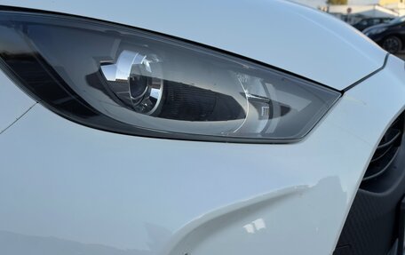 Toyota Yaris, 2020 год, 1 230 000 рублей, 3 фотография