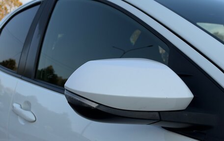 Toyota Yaris, 2020 год, 1 230 000 рублей, 4 фотография