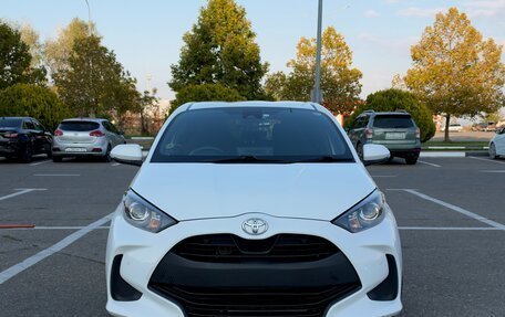 Toyota Yaris, 2020 год, 1 230 000 рублей, 5 фотография