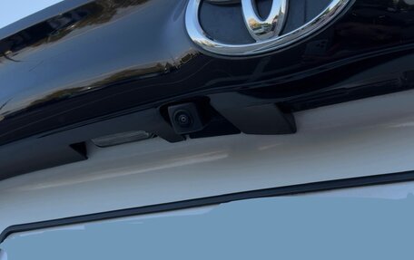 Toyota Yaris, 2020 год, 1 230 000 рублей, 9 фотография