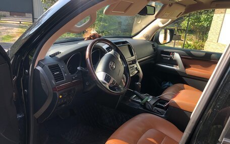 Toyota Land Cruiser 200, 2014 год, 4 750 000 рублей, 10 фотография