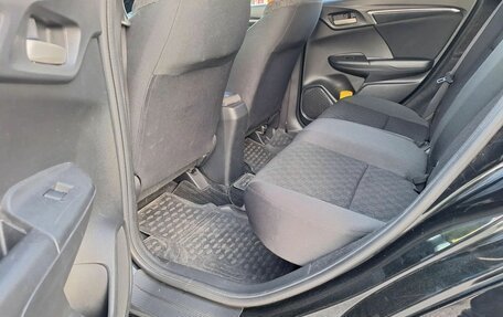 Honda Fit III, 2013 год, 1 090 000 рублей, 14 фотография