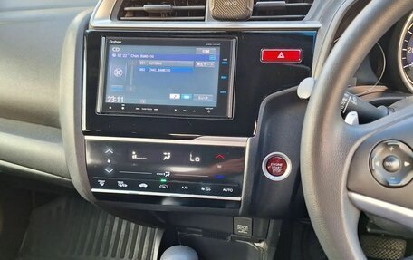 Honda Fit III, 2013 год, 1 090 000 рублей, 10 фотография