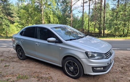Volkswagen Polo VI (EU Market), 2015 год, 490 000 рублей, 3 фотография