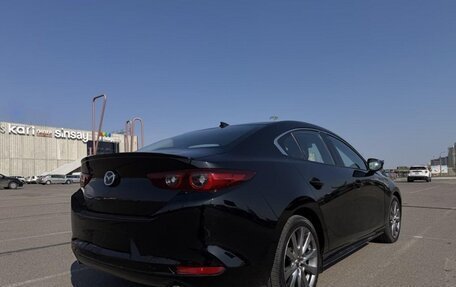 Mazda 3, 2022 год, 1 700 000 рублей, 5 фотография
