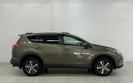 Toyota RAV4, 2016 год, 1 895 000 рублей, 4 фотография