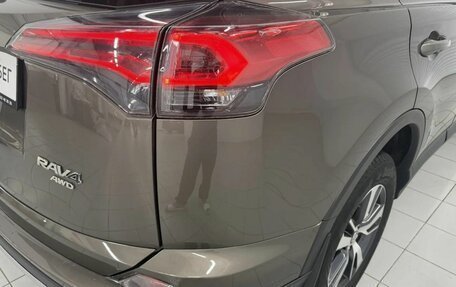 Toyota RAV4, 2016 год, 1 895 000 рублей, 10 фотография