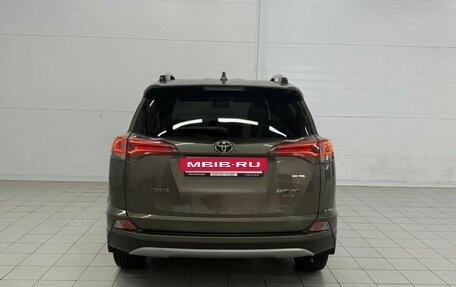 Toyota RAV4, 2016 год, 1 895 000 рублей, 7 фотография